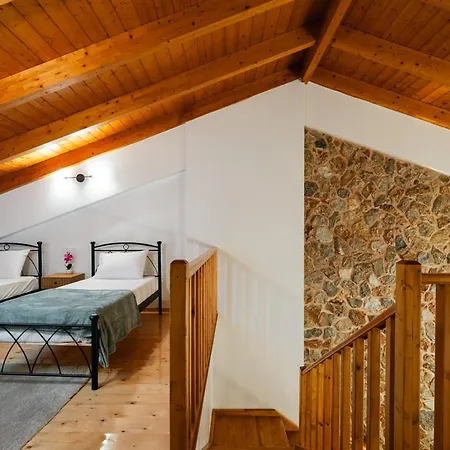 Epi Tis Stigos Villa *